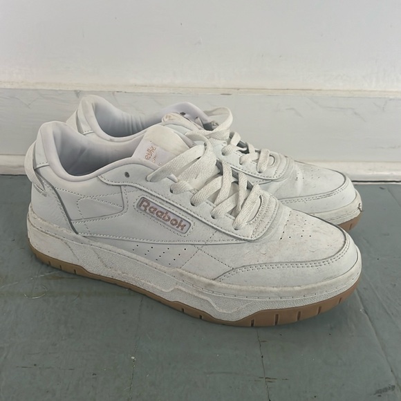 Reebok Shoes - Reebok sneakers. Worn a few times. Good used condition.